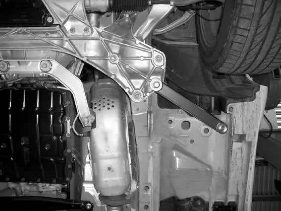 Cusco Front Side Brace For Infiniti 2003-07 G35 Sedan